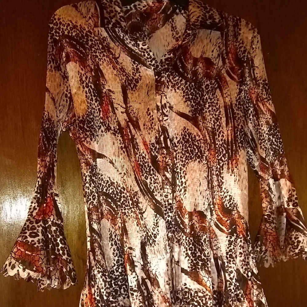 Cheetah print shirt